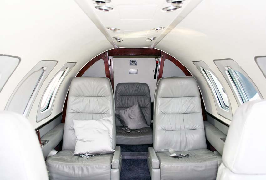 cabina Cessna 501
